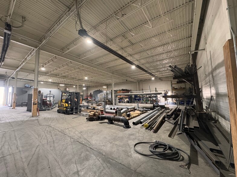 More Photos Of 2441 E Bristol Rd, Burton Manufacturing For Lease