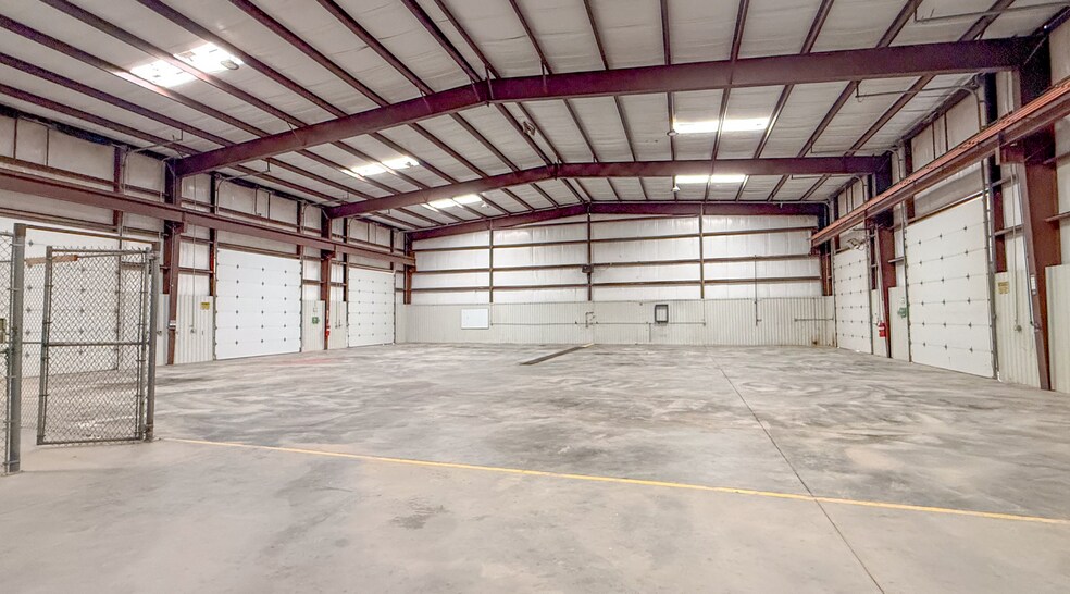 More Photos Of 9215 W County Road 127, Midland Warehouse For Lease