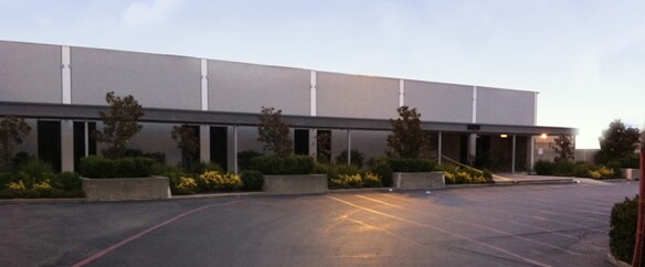 More Photos Of 13020 Yukon Ave, Hawthorne Unknown For Lease