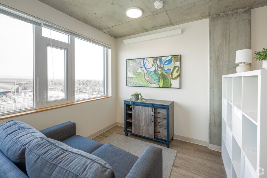 More Photos Of 1400 Madison St, Seattle Apartments For Lease