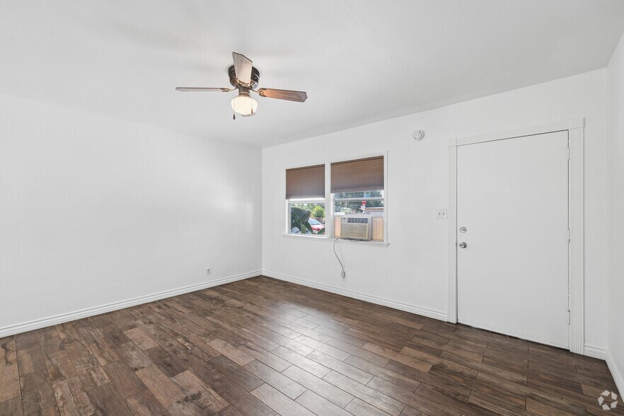 More Photos Of 6801-6809 Valmont St, Tujunga Apartments For Sale