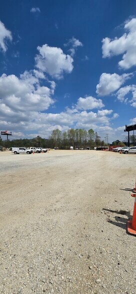 More Photos Of 1845 Freeman Pky SE, Mableton Land For Lease