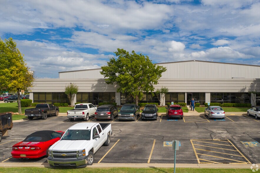 Primary Photo Of 8001 Mid America Blvd, Oklahoma City Distribution For Lease
