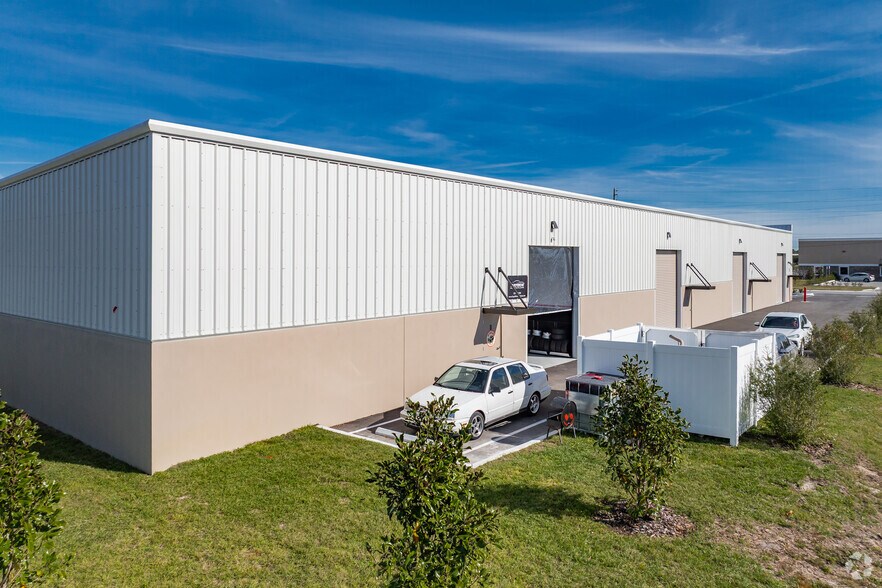 More Photos Of 1540 Bend dr, Tarpon Springs Warehouse For Lease