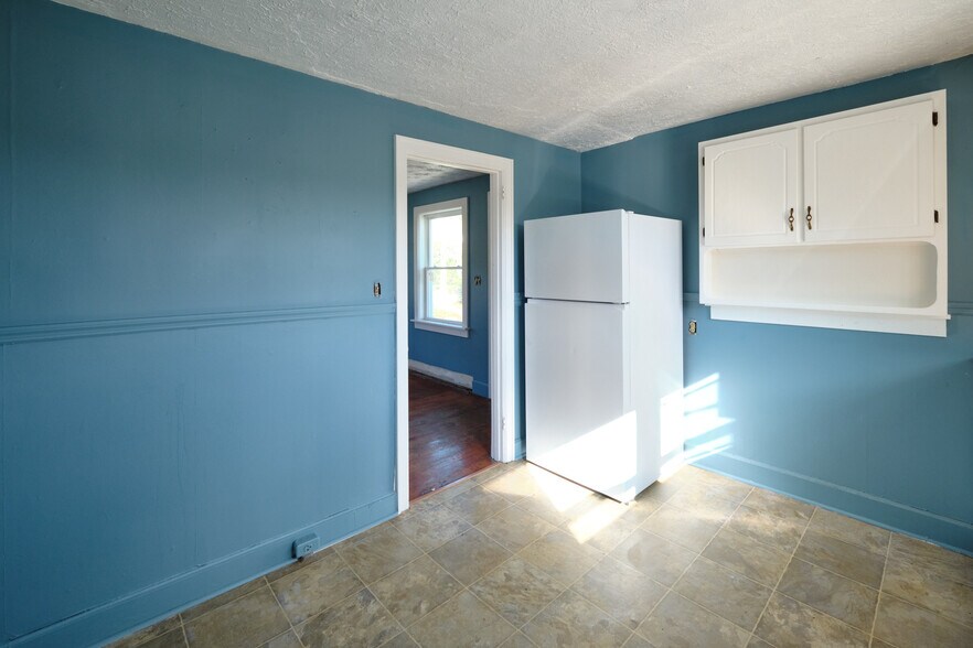 More Photos Of , Tazewell Multifamily For Sale