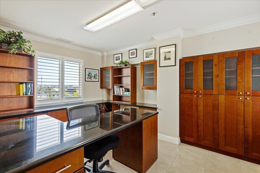 More Photos Of 212 9th St, Oakland Medical For Lease