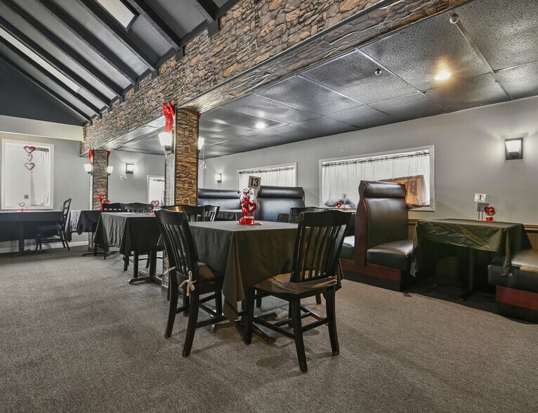 More Photos Of 2080 Milford Rd, East Stroudsburg Restaurant For Lease
