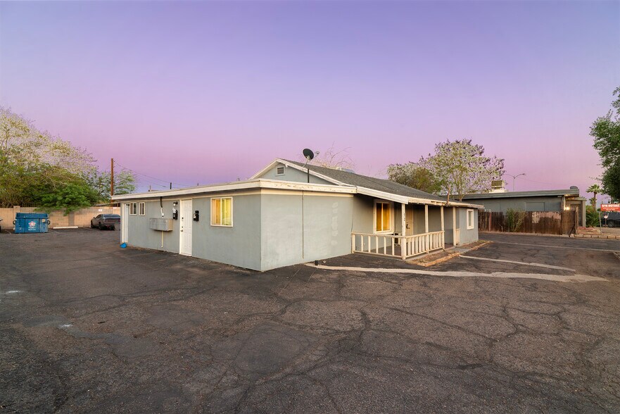 More Photos Of 525 N 32nd St, Phoenix Apartments For Sale