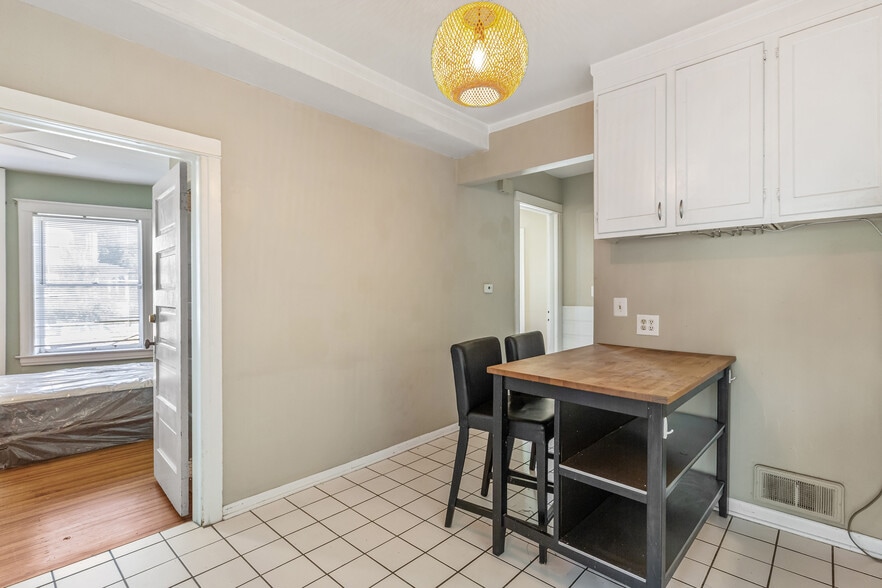 More Photos Of 477 N Pennsylvania St, Denver Apartments For Sale