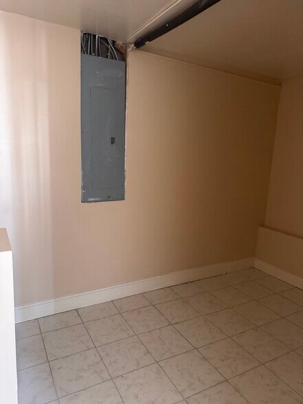 More Photos Of 1515 Main St, Southaven General Retail For Lease