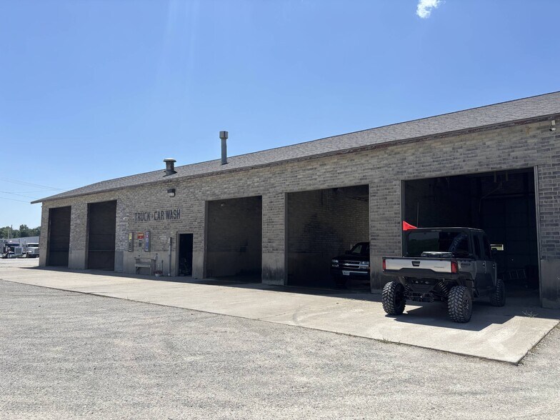 More Photos Of 3000 Hoover Dr, Trenton Specialty For Sale