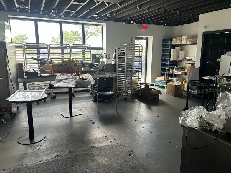 More Photos Of 3721 Sauk Trl, Richton Park General Retail For Sale