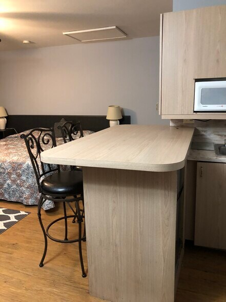More Photos Of 529 Route 17M, Middletown Storefront Retail Residential For Sale