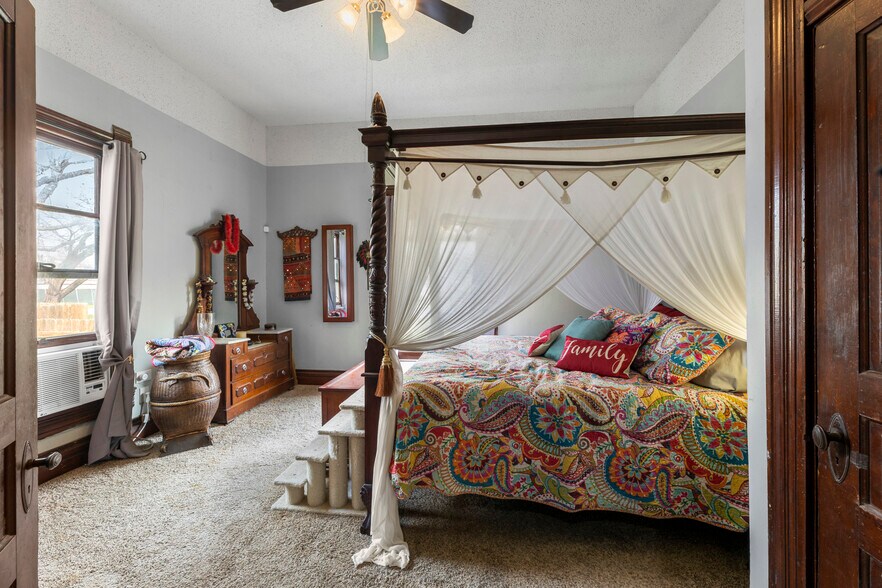 More Photos Of 3303 Ranch Road 1869, Liberty Hill Specialty For Sale