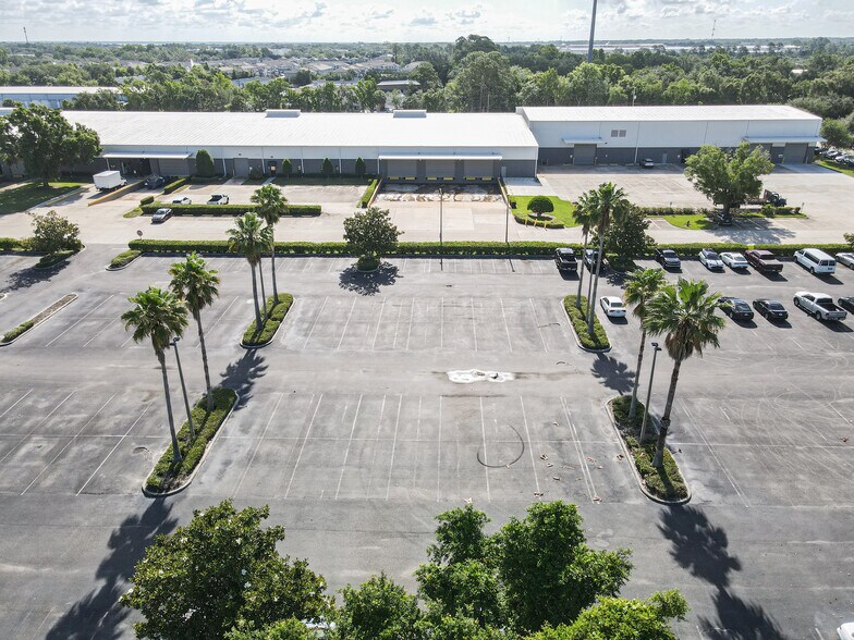 More Photos Of 501-531 Codisco Way, Sanford Manufacturing For Lease