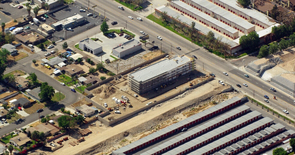 More Photos Of 2659 East Highland Avenue, Highland Hotel For Sale
