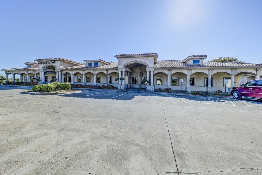 More Photos Of 1001 Long Prairie Rd, Flower Mound Medical For Sale