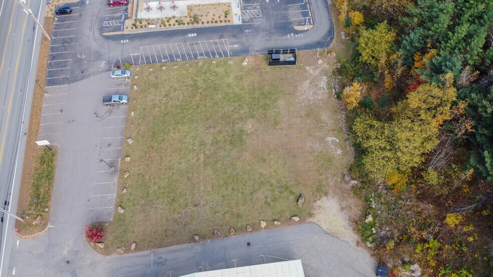 More Photos Of 223 Daniel Webster Hwy, Belmont Land For Lease