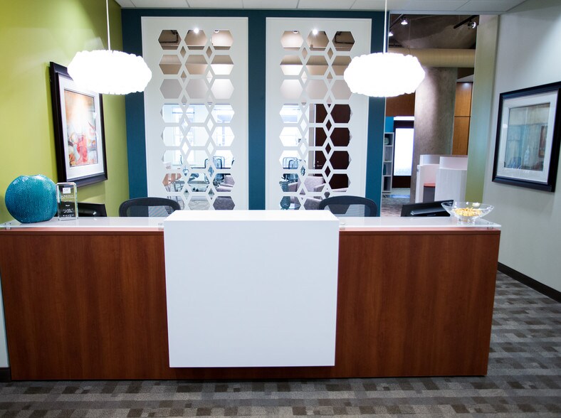 More Photos Of 420 Throckmorton St, Fort Worth Office For Lease