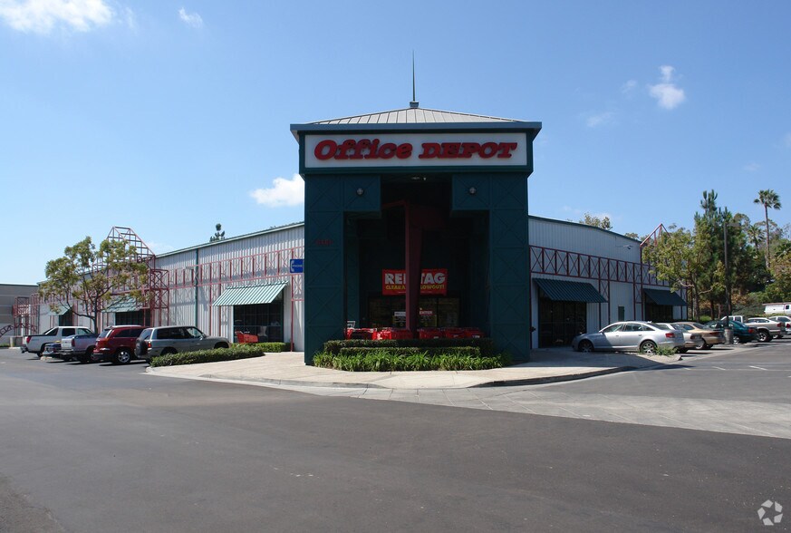 More Photos Of 8401-8555 Fletcher Pky, La Mesa Unknown For Lease