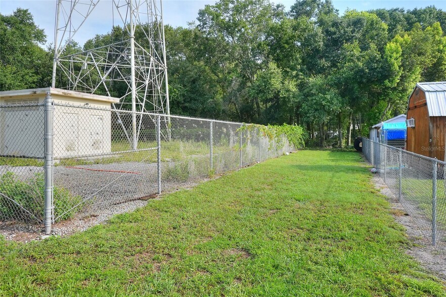 More Photos Of 325 Wilder Rd, Lakeland Specialty For Sale