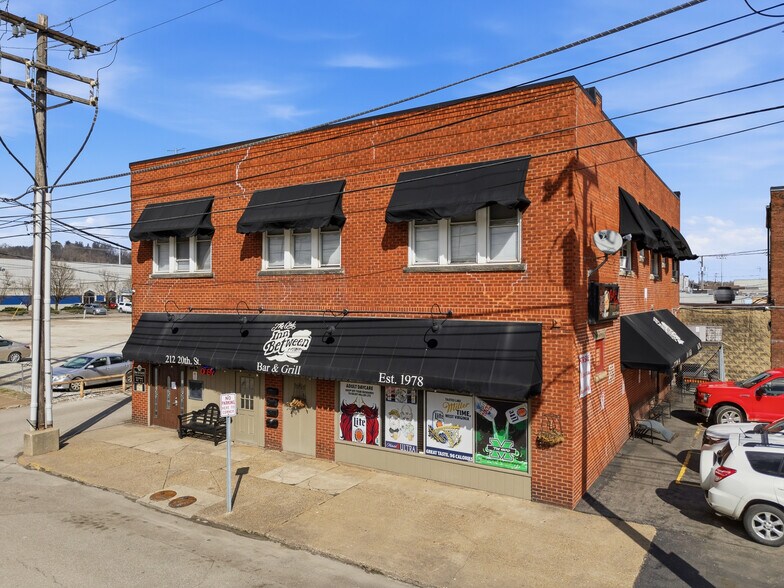 More Photos Of 212 20th St, Huntington Storefront Retail Residential For Sale