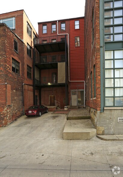 More Photos Of 1370 W 9th St, Cleveland Storefront Retail Residential For Sale