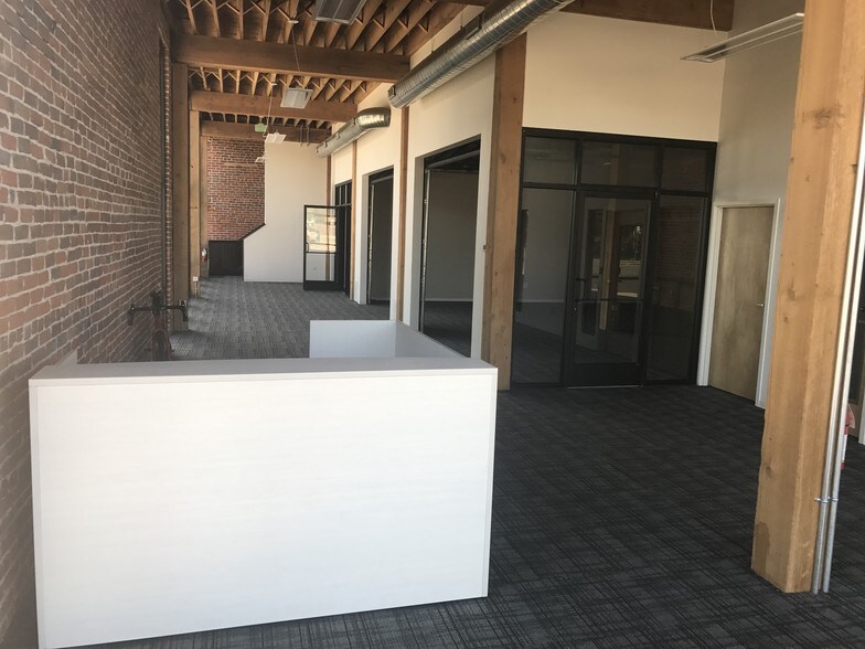 More Photos Of 3801 Franklin St, Denver Office For Sale