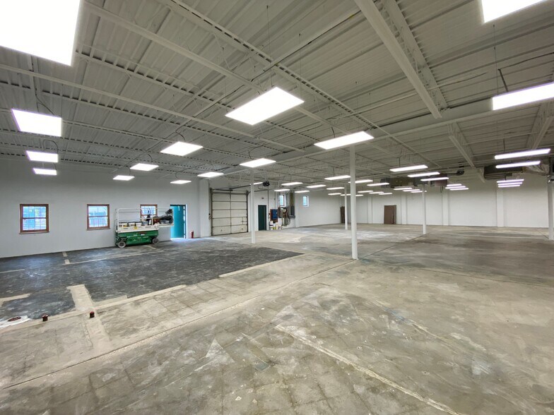 More Photos Of 1385-1387 Goodale Blvd, Columbus Warehouse For Lease