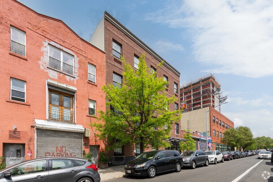 More Photos Of 611 Degraw St, Brooklyn Hotel For Sale