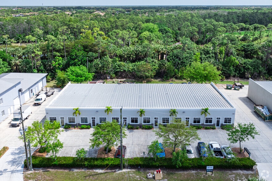 More Photos Of 28631 N Diesel Dr, Bonita Springs Light Manufacturing For Lease