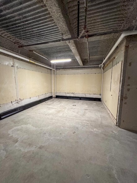 More Photos Of 206 S Broadway, Rochester Office For Lease