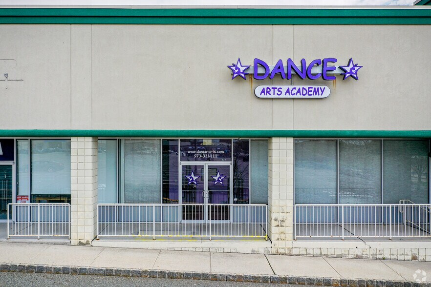 More Photos Of 300 Wootton St, Boonton Unknown For Lease