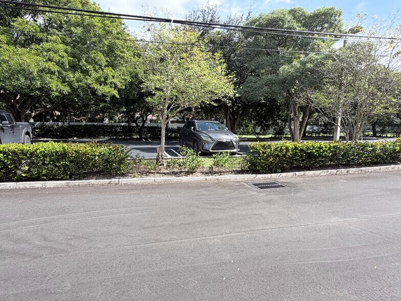 More Photos Of 2359-2367 N University Dr, Coral Springs Unknown For Lease