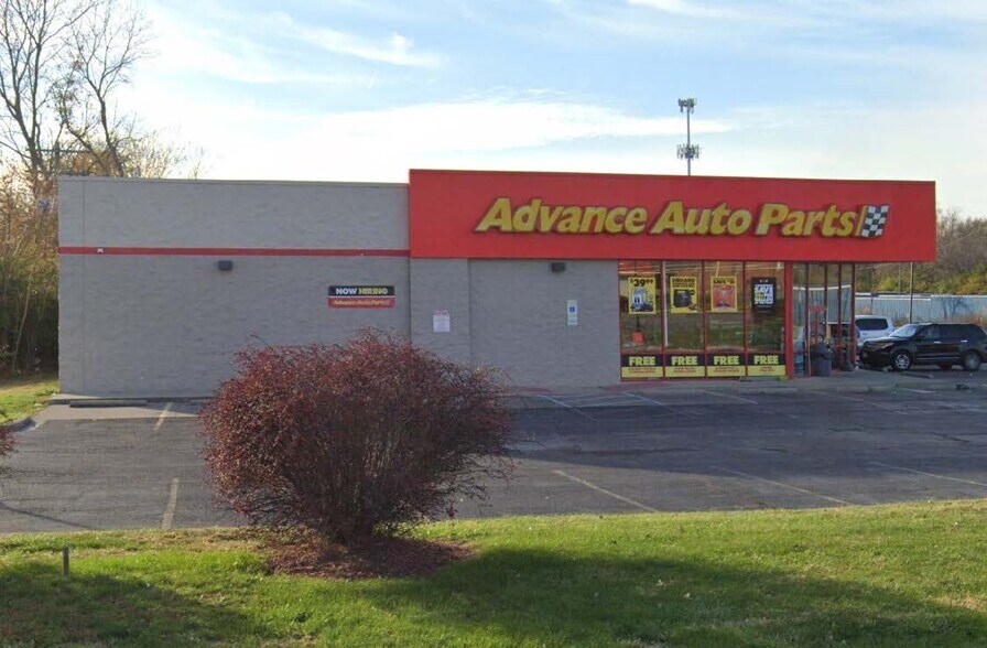More Photos Of 3201 S High St, Columbus Freestanding For Lease