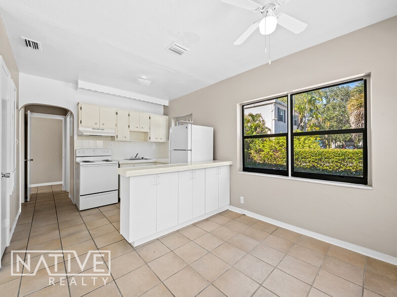 More Photos Of 731-733 NE 7th Ave, Fort Lauderdale Apartments For Sale