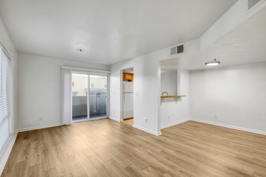 More Photos Of 511 S Carondelet St, Los Angeles Apartments For Sale