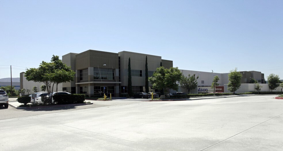 Primary Photo Of 13500 Marlay Ave, Fontana Warehouse For Lease