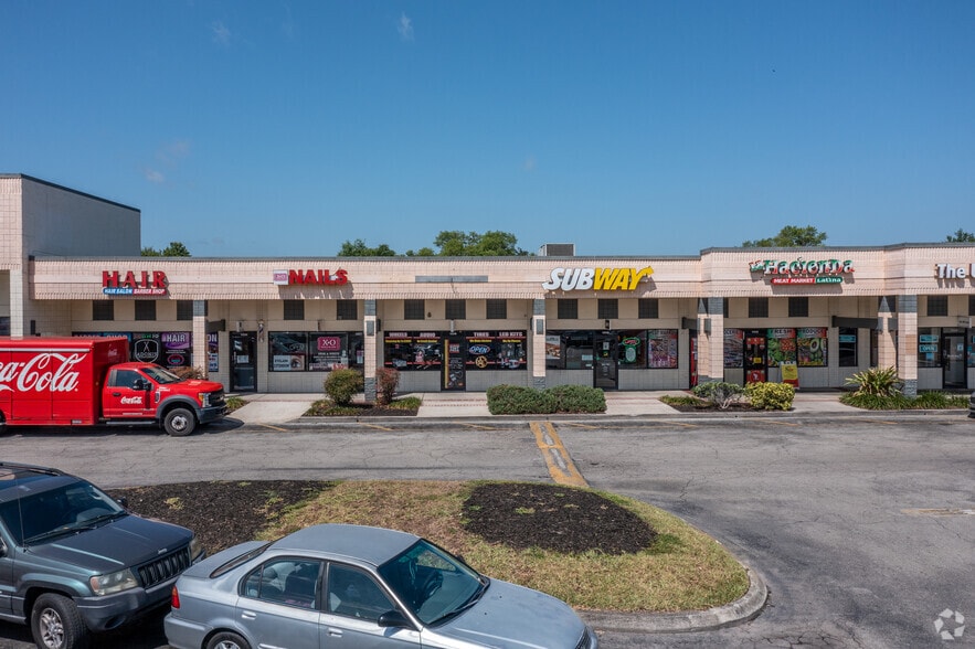 More Photos Of 11212-11376 S Orange Blossom Trl, Orlando Unknown For Lease