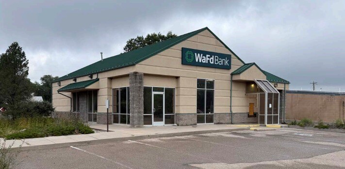 Primary Photo Of 103 E Smokey Bear Blvd, Capitan Bank For Sale