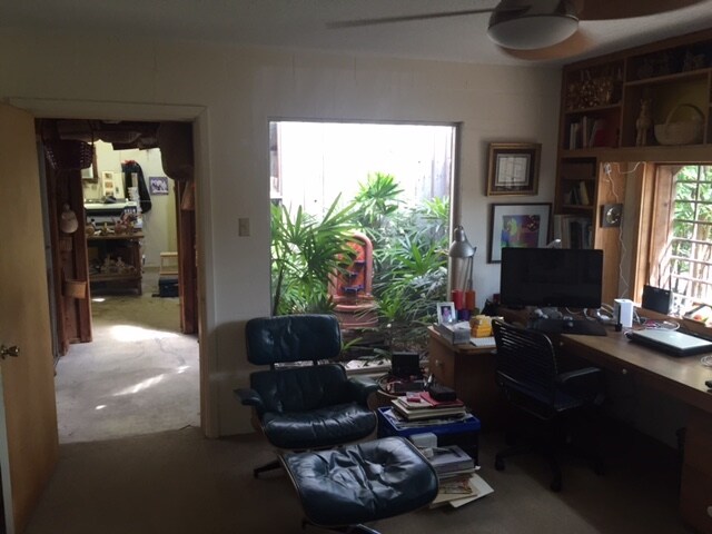 More Photos Of 2018 N Shary Rd, Mission Office For Sale