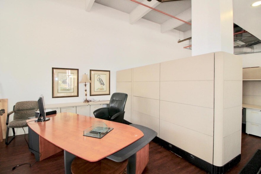 More Photos Of 120-140 S Indian River Dr, Fort Pierce Coworking Space