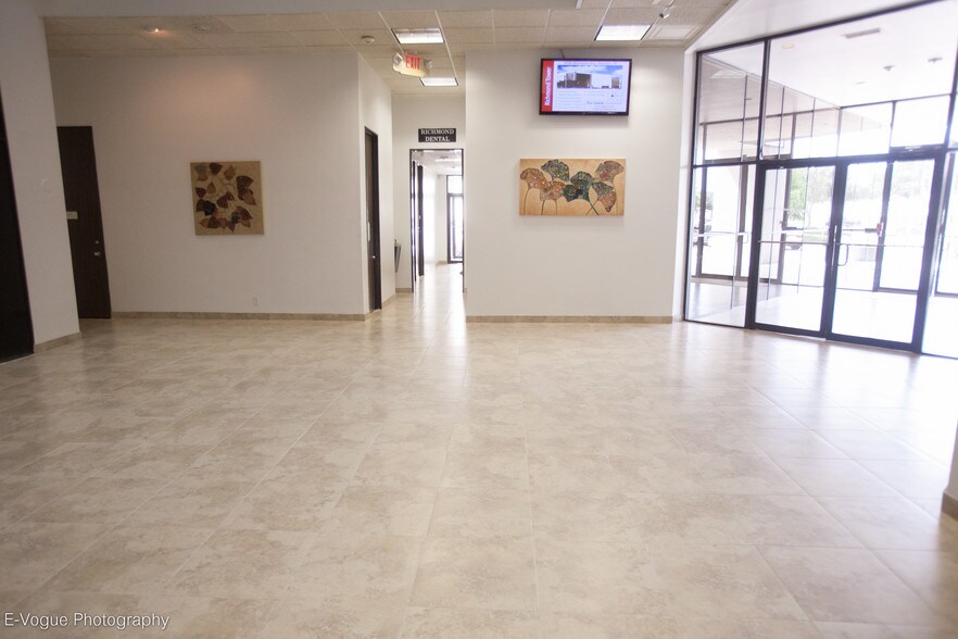 More Photos Of 6430 Richmond Ave, Houston Office For Sale