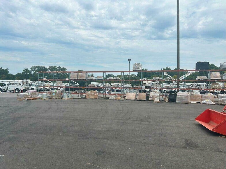 More Photos Of 3 Hoop Dr, Walton Industrial For Sale