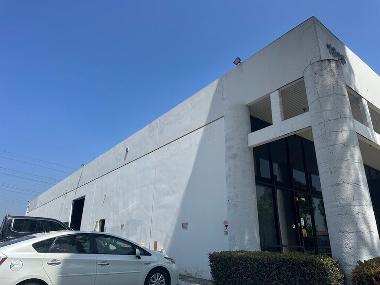 More Photos Of 1315 S Johnson Dr, City of Industry Warehouse For Lease