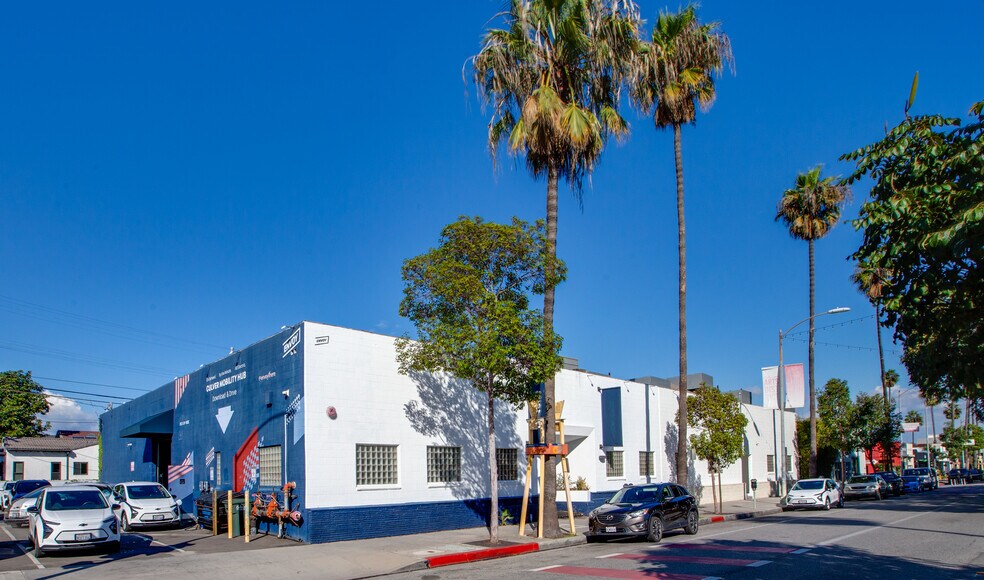 More Photos Of 8571-8575 Washington Blvd, Culver City Freestanding For Lease