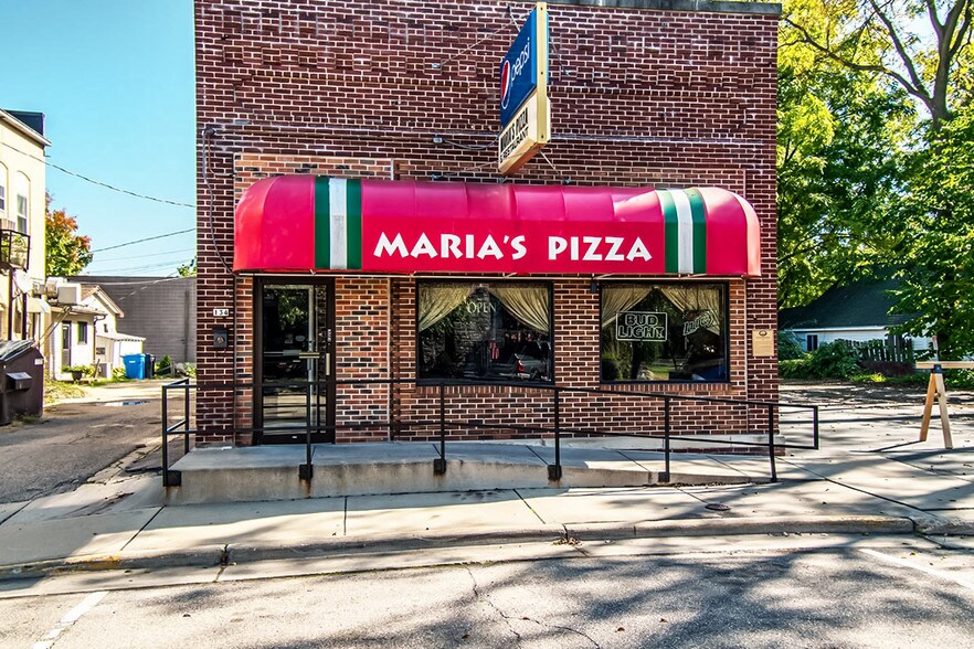 More Photos Of 134 S Main St, Oregon Restaurant For Sale