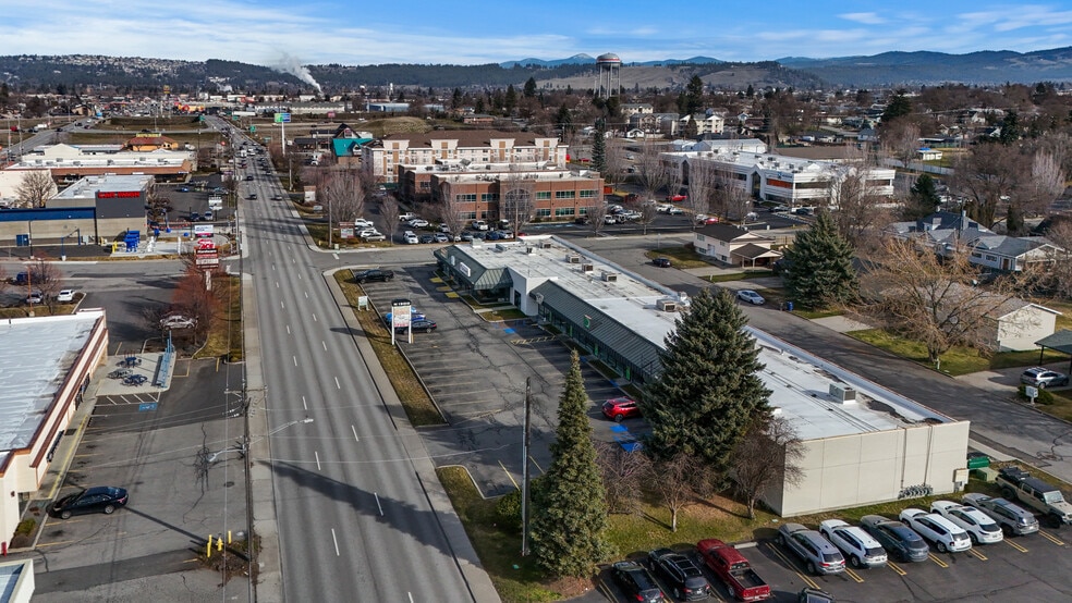 More Photos Of 1300-1312 N Mullan Rd, Spokane Valley Freestanding For Sale