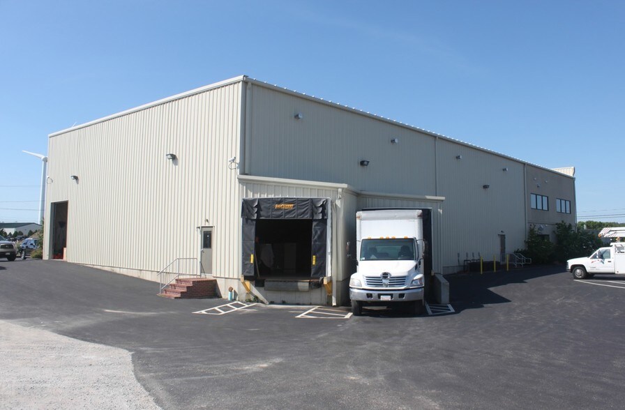 More Photos Of 4 Mary B Ln, Plymouth Warehouse For Lease