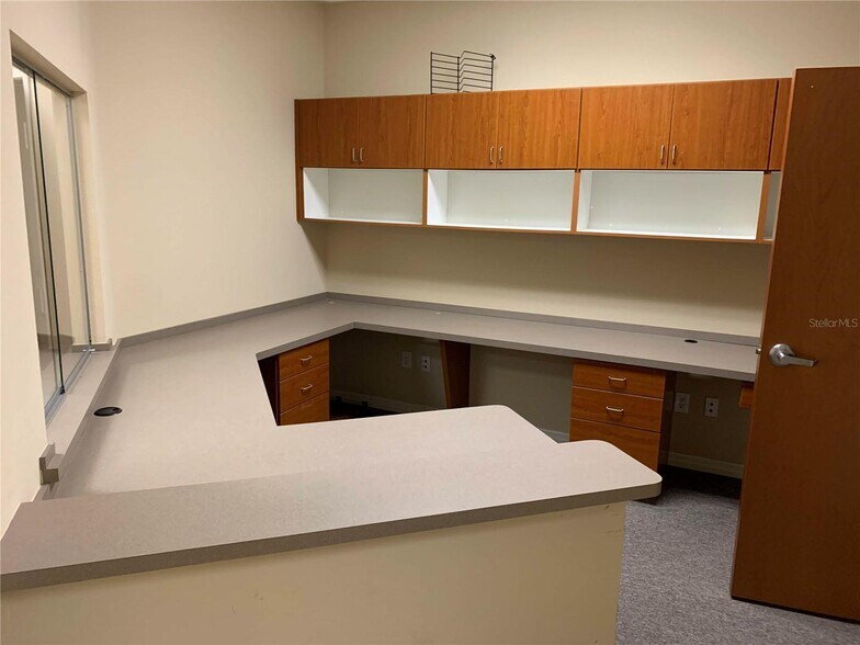 More Photos Of 25097 Olympia Ave, Punta Gorda Medical For Lease